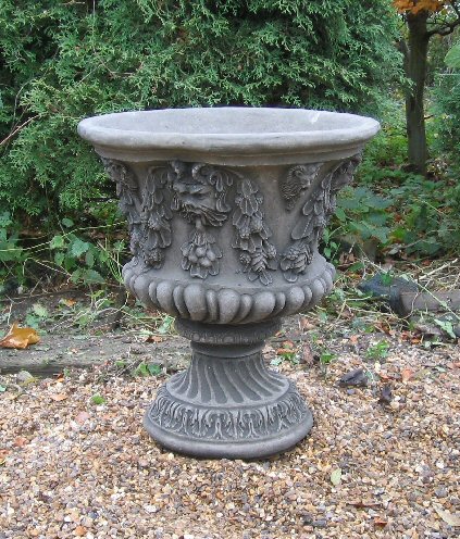KUV3 Small Baccus Vase KUV3 Small Baccus Vase